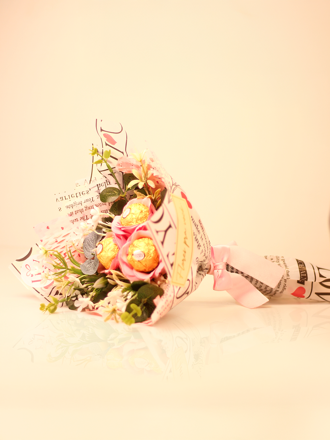 Buquê Ferrero Lily Cestas